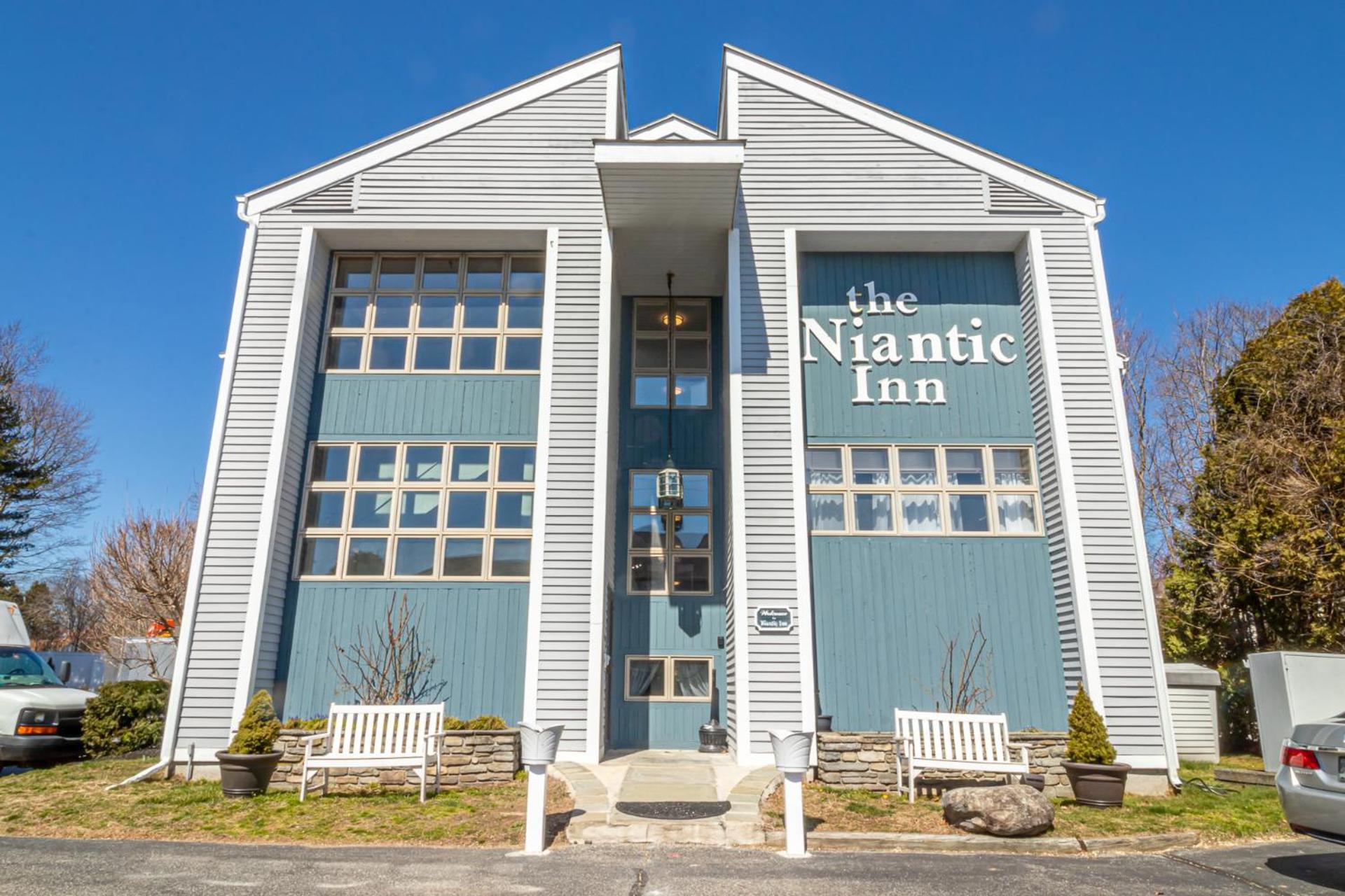 The Niantic Inn Exteriér fotografie